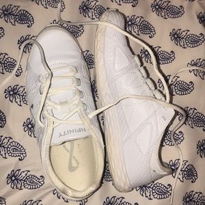 Nfinity Rival Cheer Shoes size 7